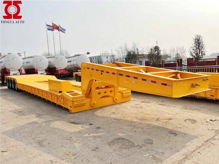 Gooseneck li jinqalgħu Lowbed Karru